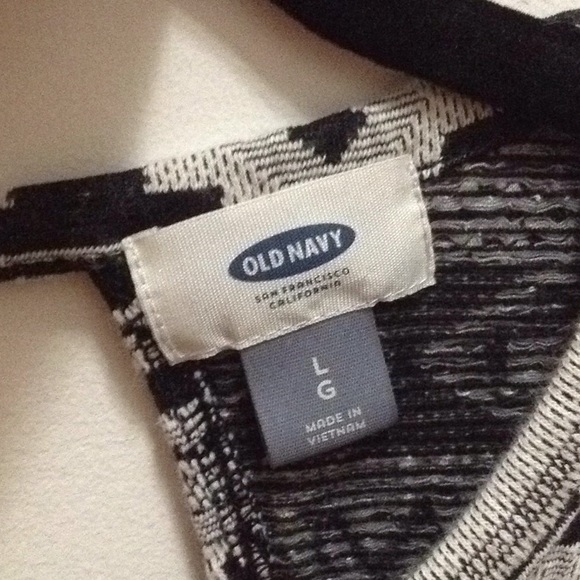 Old Navy Size Large Tank Top with Back Cut Out - Picture 4 of 4